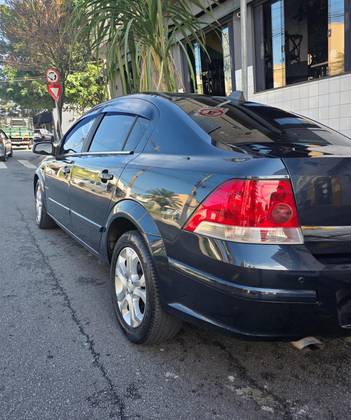 CHEVROLET VECTRA 2.0 MPFI ELEGANCE 8V FLEX 4P MANUAL CHEVROLET VECTRA 2.0 MPFI ELEGANCE 8V FLEX 4P MANUAL